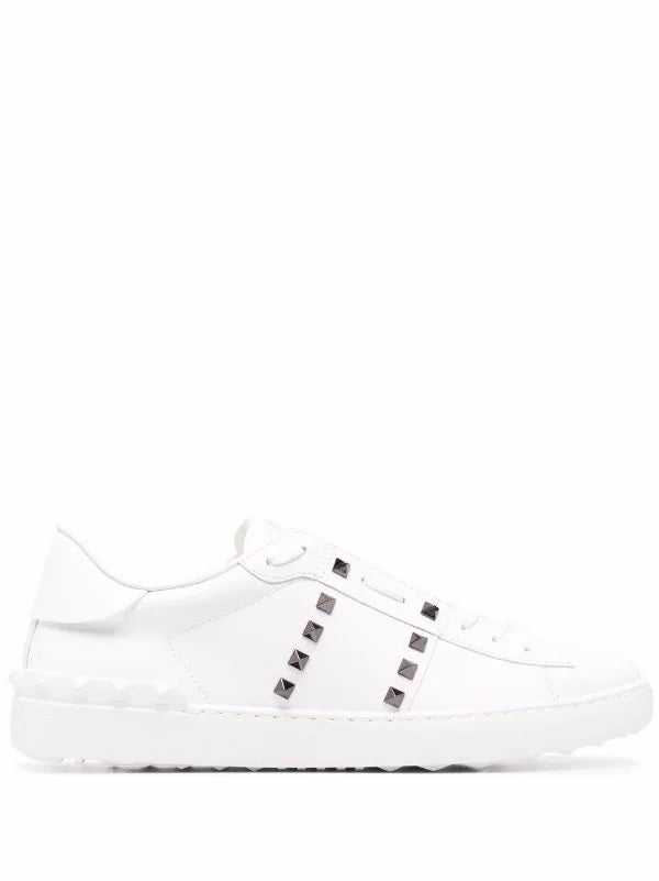 Valentino “Rockstud White Silver”