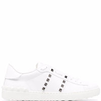 Valentino “Rockstud White Silver”