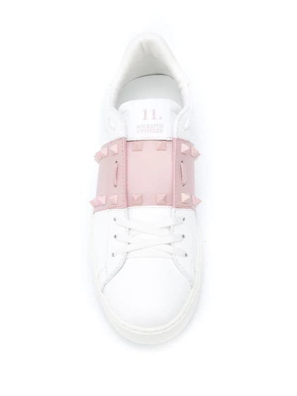 Valentino “Rockstud Pink”