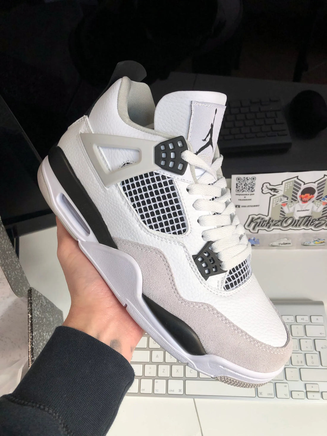 Jordan 4 “Military Black”