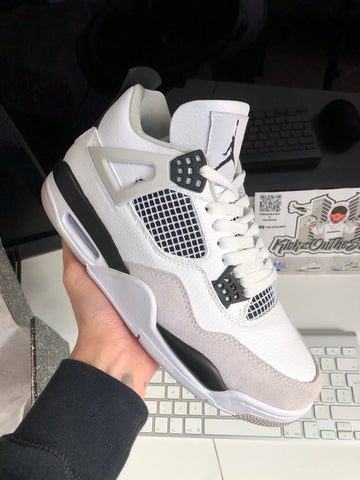 Jordan 4 “Military Black”