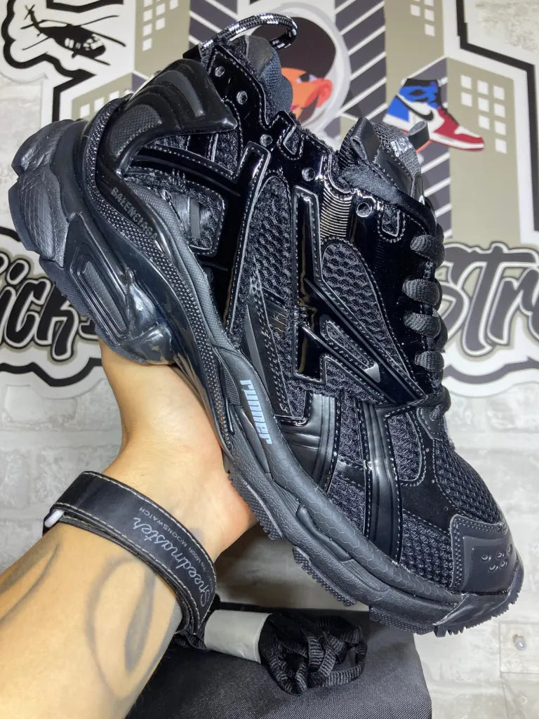 Balenciaga Runner “Black”