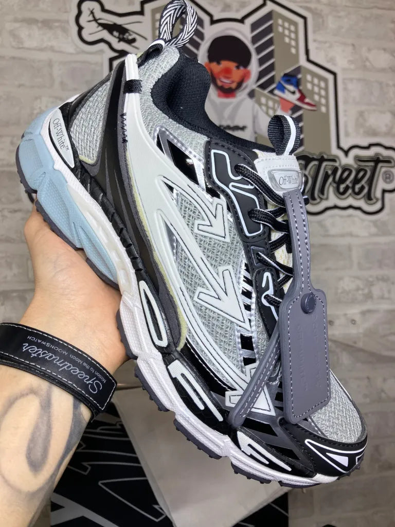 Off White Be Right Back “Black”